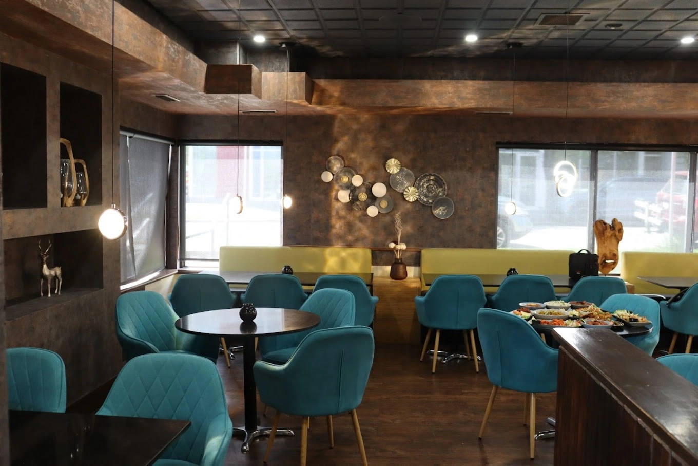 Best indian restaurant in Calgary, AB